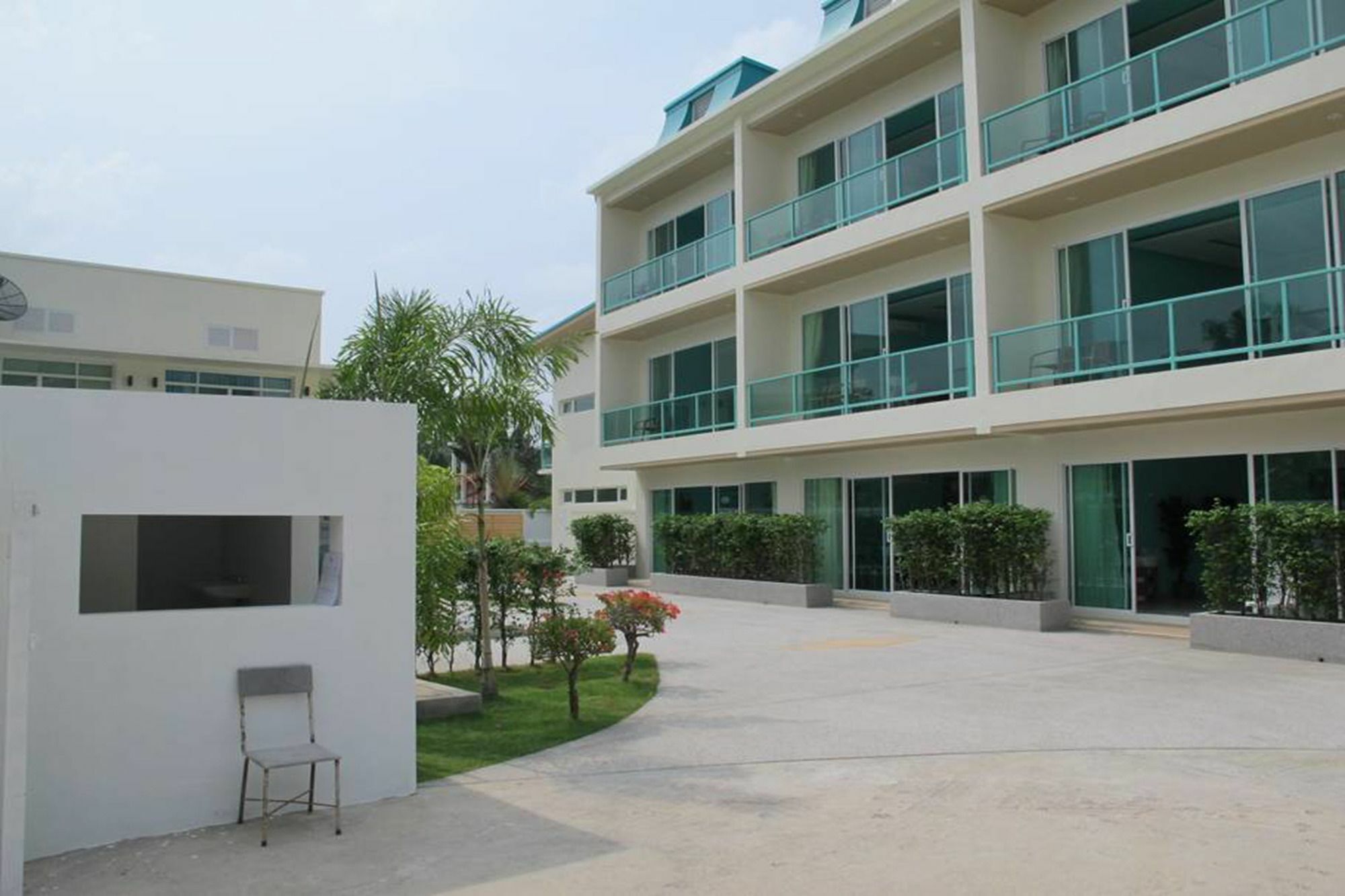 Condor Apartment Nai Harn المظهر الخارجي الصورة
